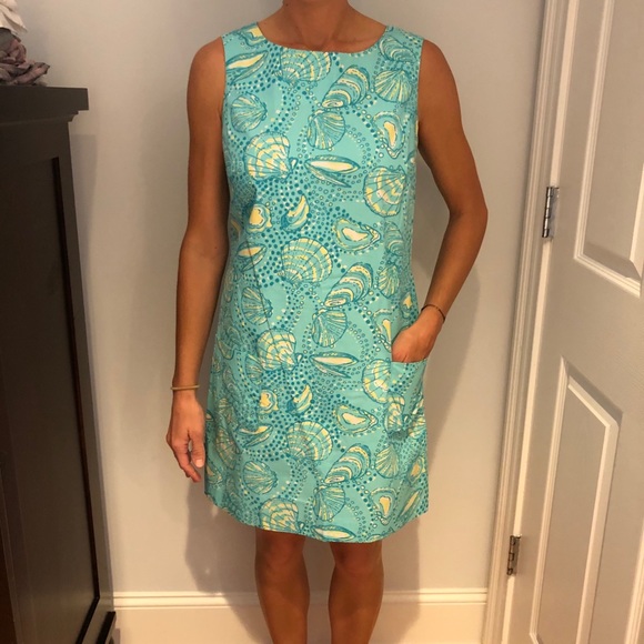 Lilly Pulitzer Dresses & Skirts - Lilly Pulitzer Shift Dress | Seashell Print | Sz 6